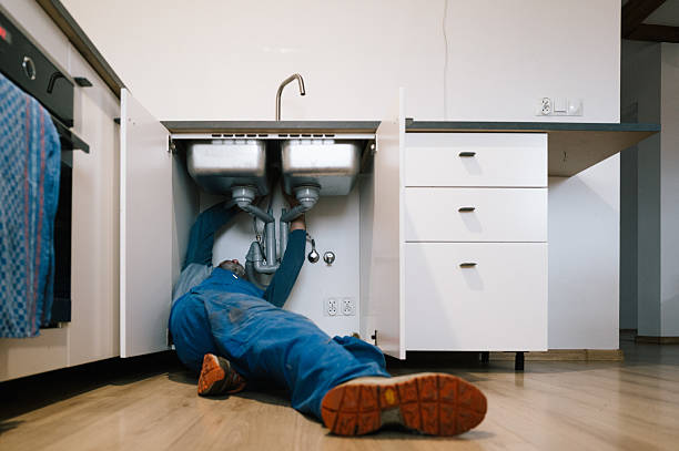 Professional Leak Detection technician working in Crystal Hill, VA